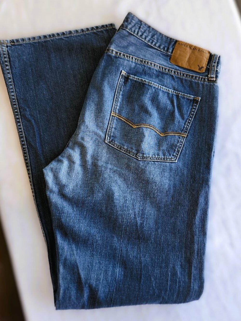 American Eagle Low Rise Boot Cut Jeans Mens Size 36/34
